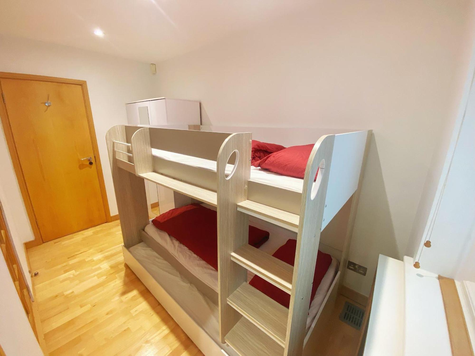 Вилла Luxury Belgrave Square Private Mews Townhouse Лондон Экстерьер фото
