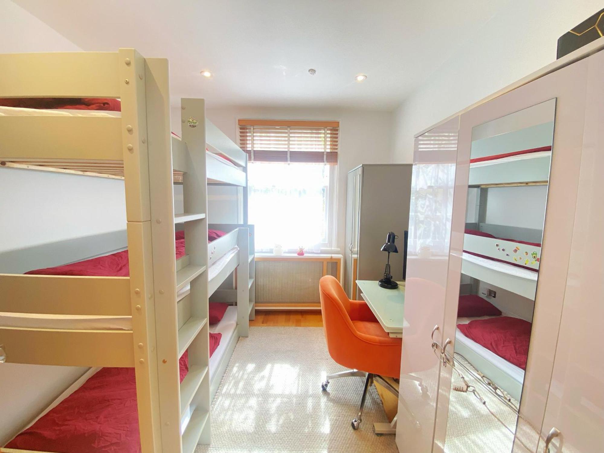 Вилла Luxury Belgrave Square Private Mews Townhouse Лондон Экстерьер фото