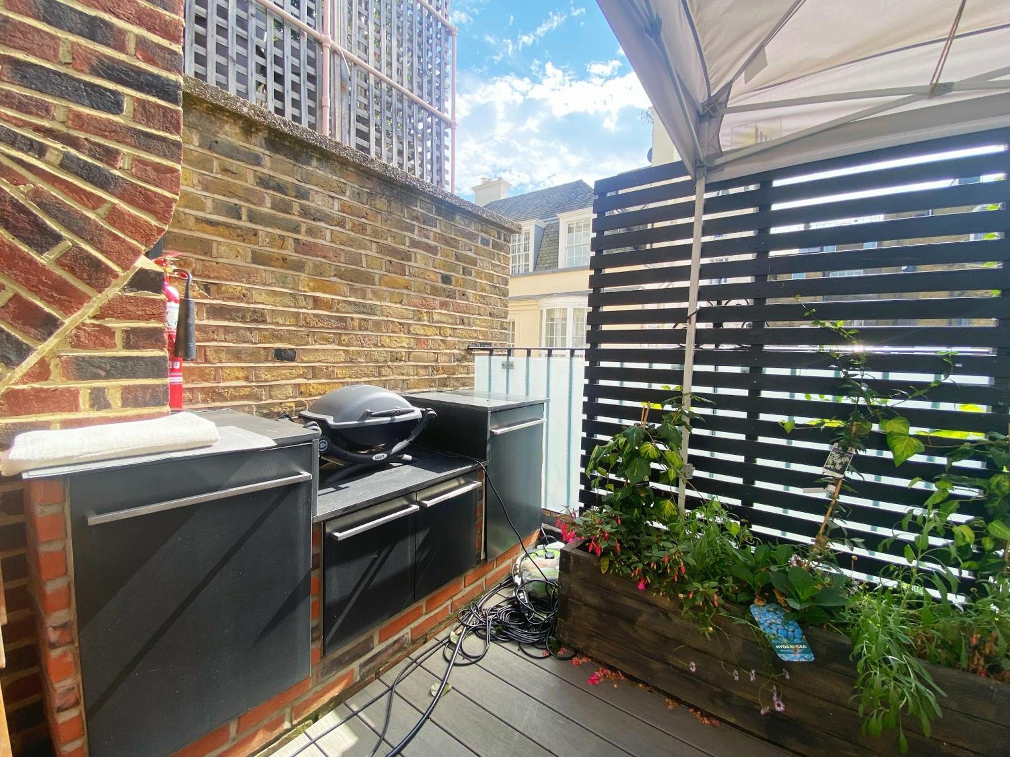 Вилла Luxury Belgrave Square Private Mews Townhouse Лондон Экстерьер фото